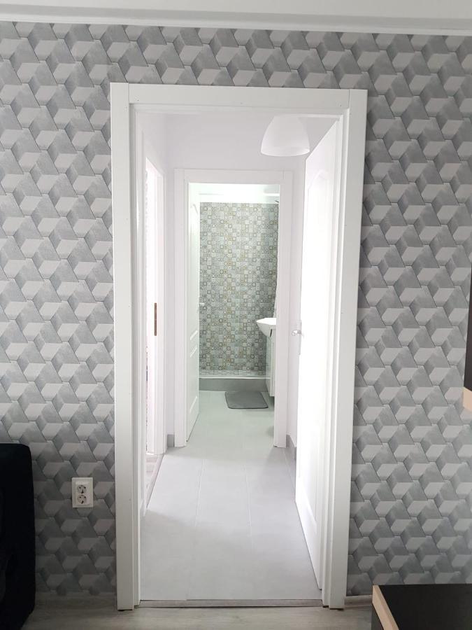 Ana Apartament Râmnicu Vâlcea Exterior foto